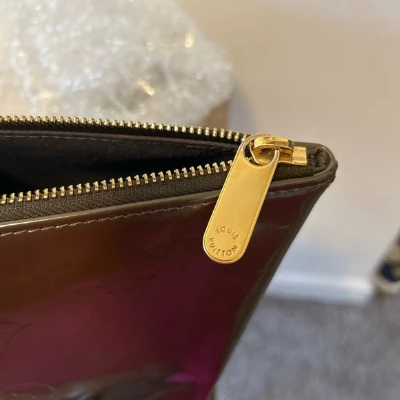 Louis Vuitton Vernis Patent Tote in Dark Brown with Natural Vachetta Handles - Picture 11 of 14